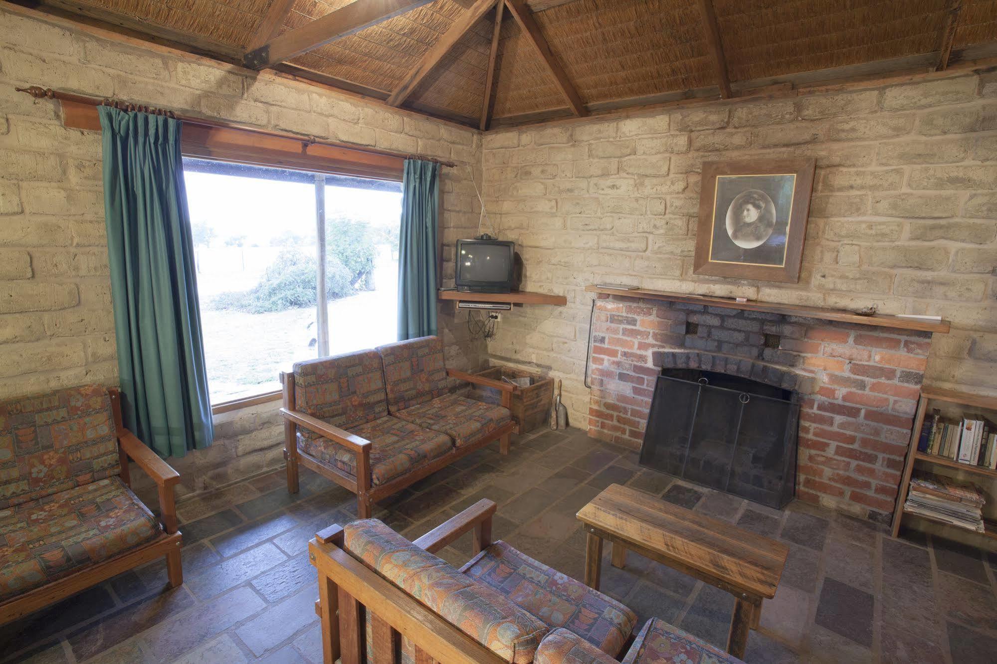 Grampians Pioneer Cottages ホールズギャップ エクステリア 写真